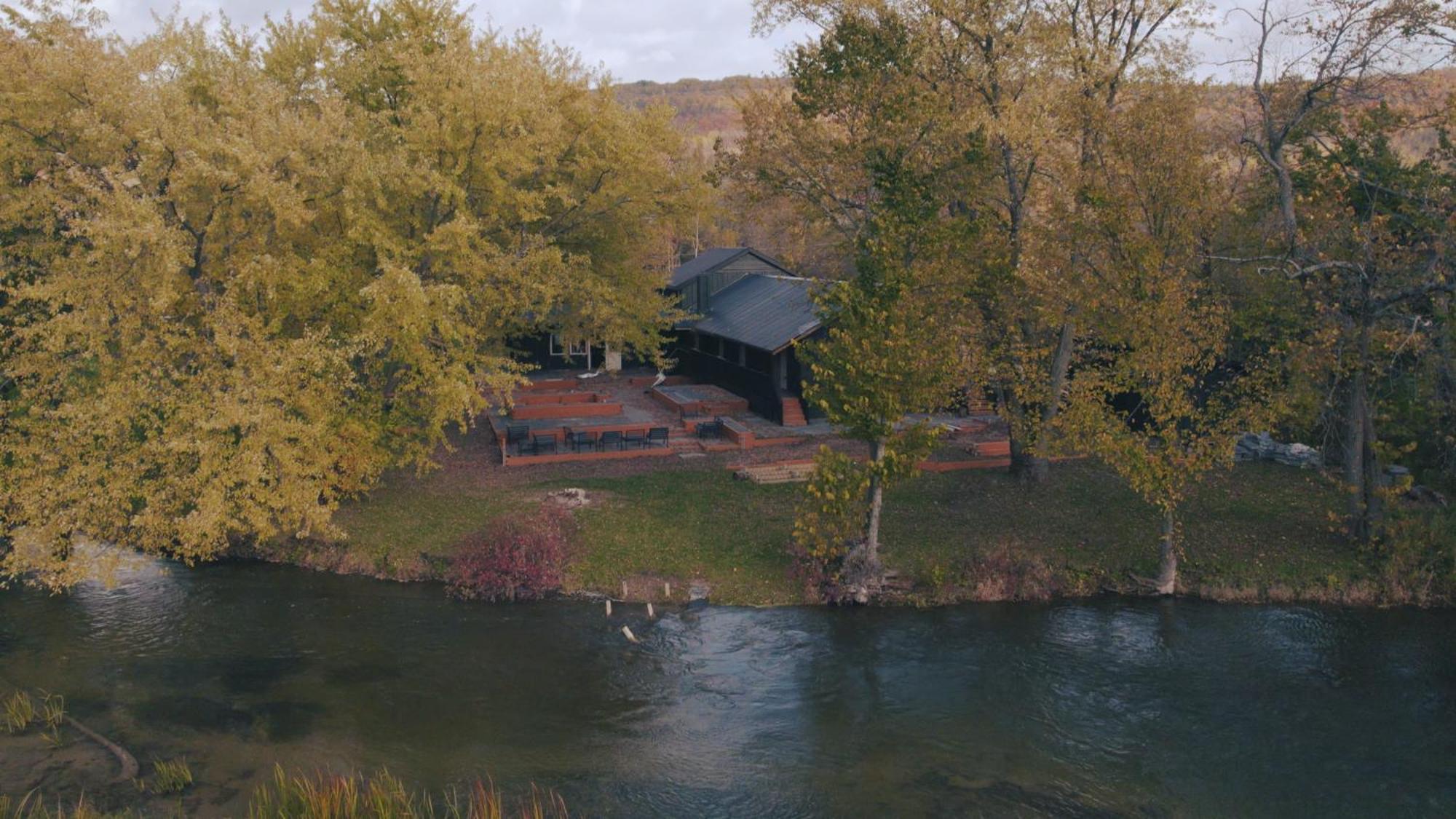 The June Motel, Beaver Valley Kimberley Exterior photo